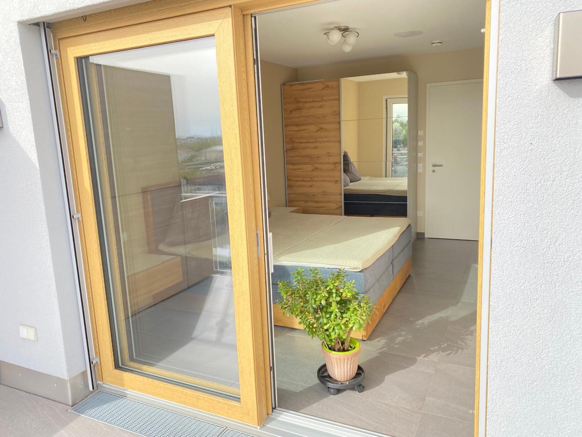 Penthouse Apartment Mit Alpenblick Friedrichshafen Exteriér fotografie