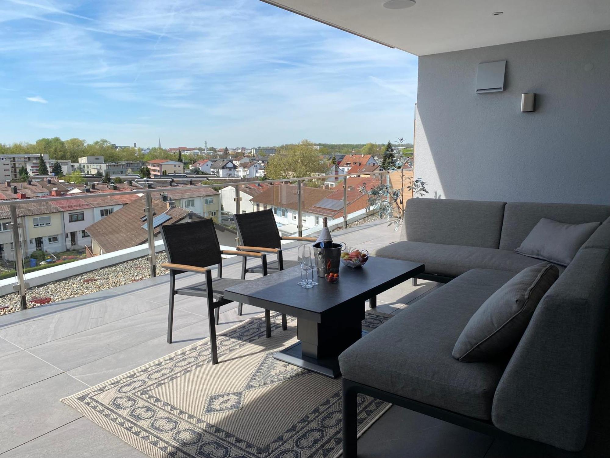 Penthouse Apartment Mit Alpenblick Friedrichshafen Exteriér fotografie